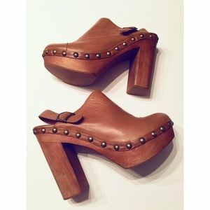 Jeffrey Campbell Charli C Woodies Platform Clogs